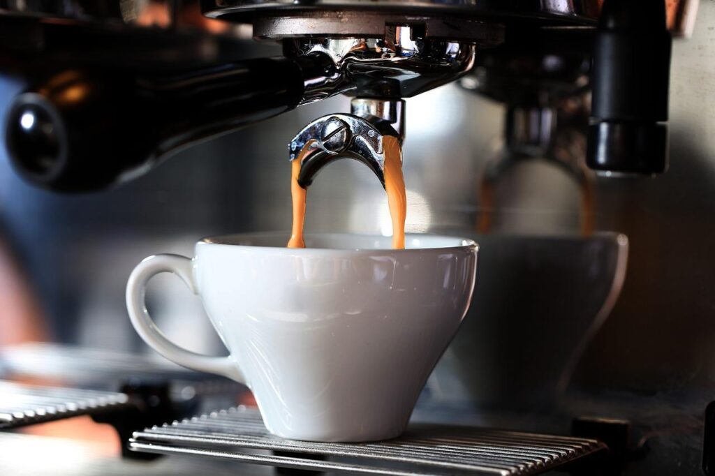 Overzicht van verschillende beste koffiemachines voor thuisgebruik inclusief filterkoffie, espresso en capsulemachines