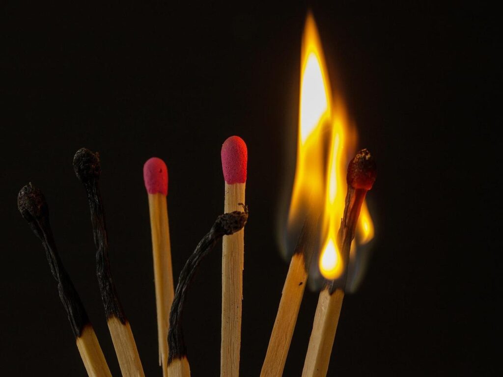 Informatie over symptomen en belang van hulp bij een burn-out in Apeldoorn voor chronische stressbestrijding
